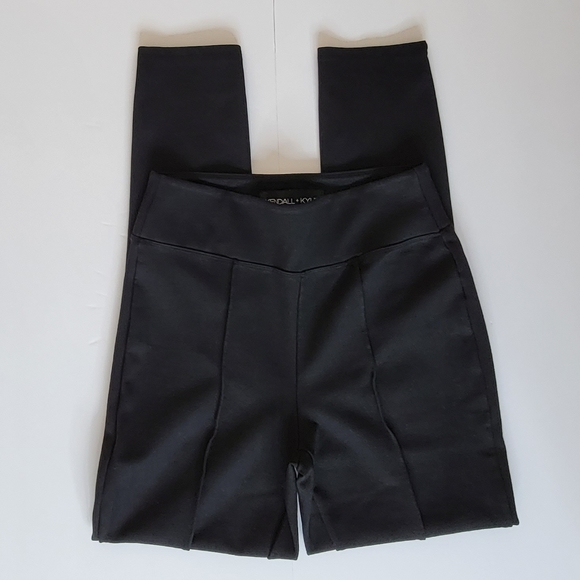 Kendall & Kylie High Waisted Black leggings Size Small - Picture 6 of 7